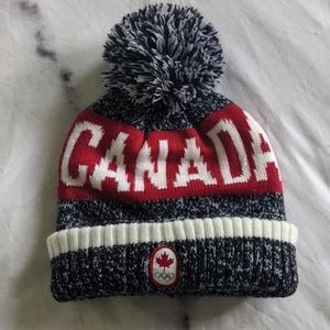 The Bay Canada toque